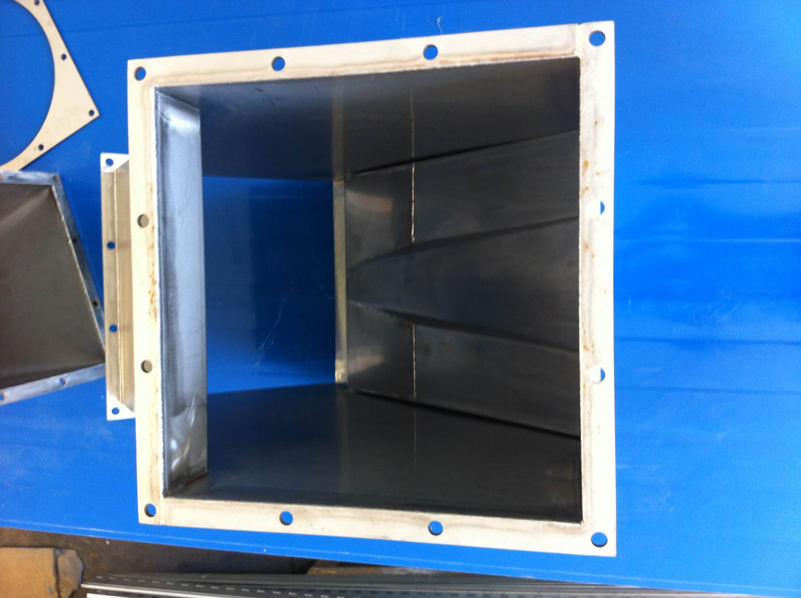 Дивертер сухих компонентов